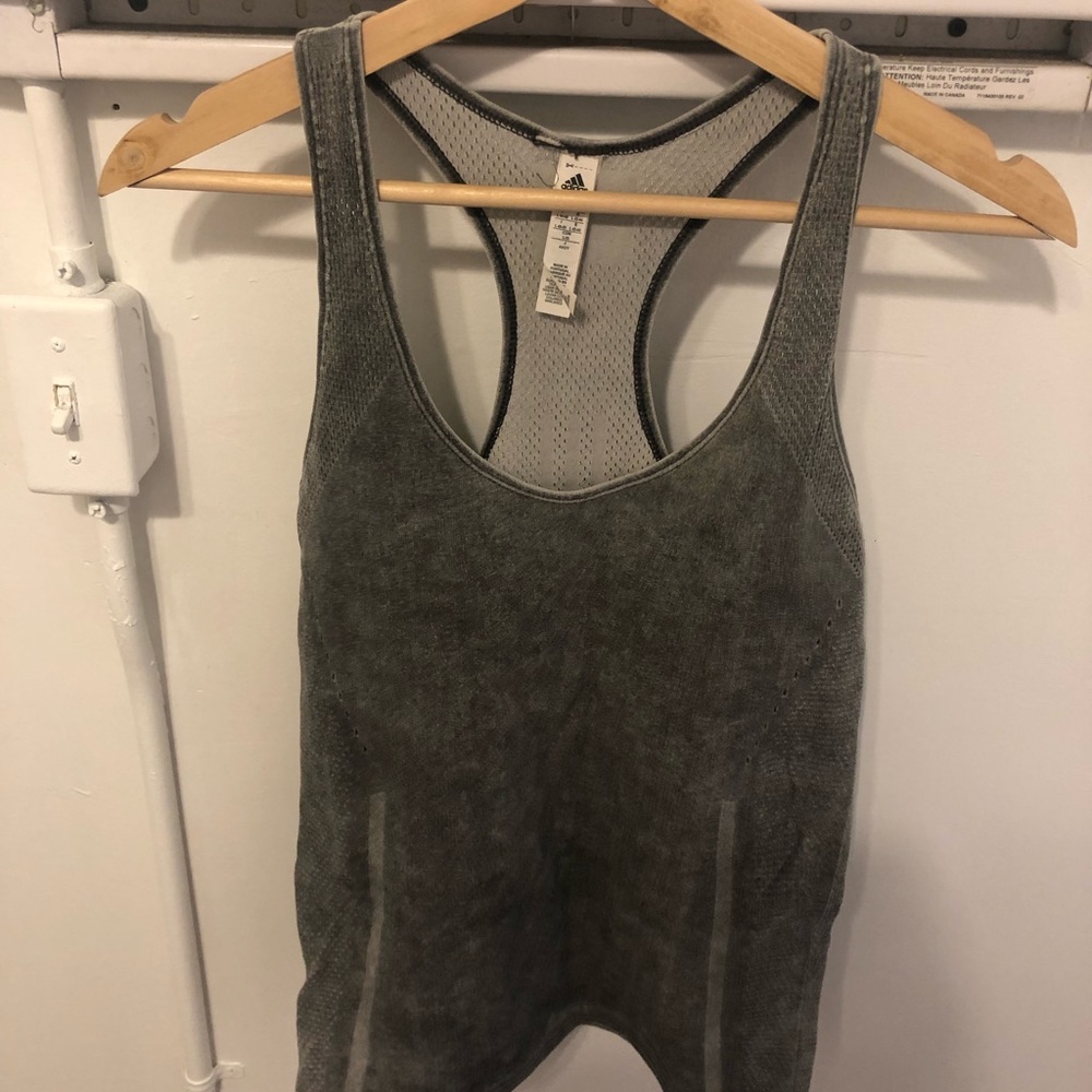 ADIDAS SPORT GRAY TANK TOP SIZE L BREATHABLE